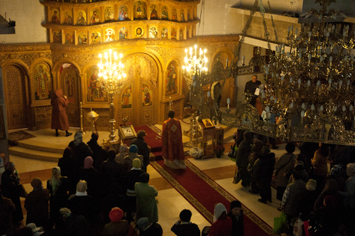 hram cuv parascheva 2010 (1 of 134)